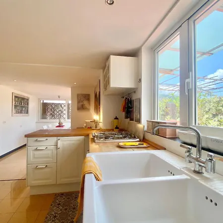 Casaviva - With Terrace And Parking In